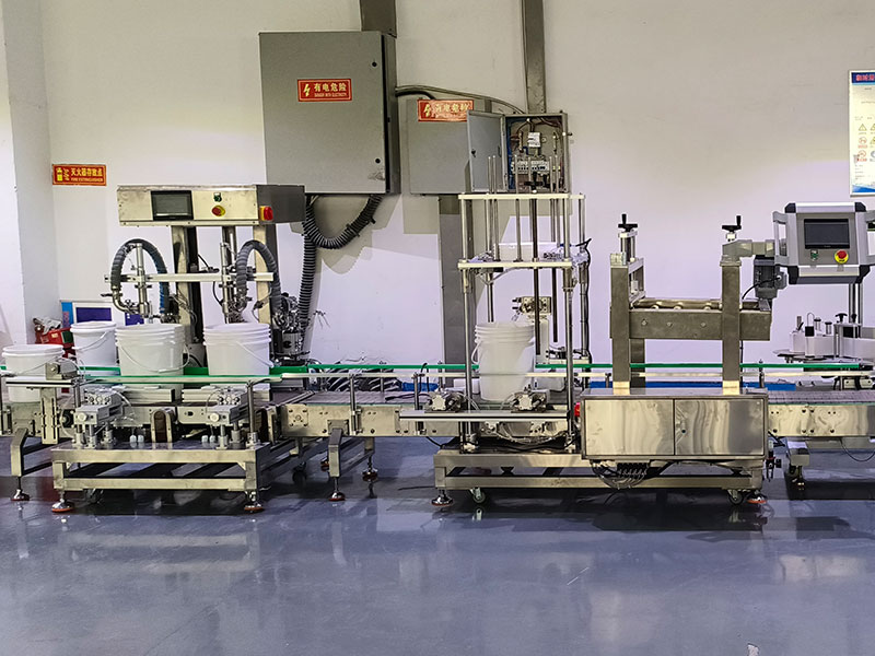 成都20L化工溶液灌裝機(jī)-25公斤透析液灌裝生產(chǎn)線